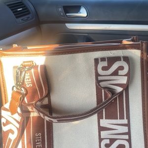 Steve Madden Bwebber canvas crème and brown crossbody